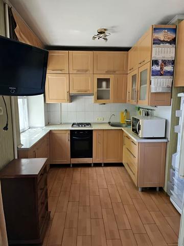 Семінарська вул., 26/28