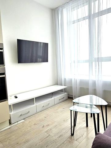 Джона Маккейна вул. (Івана Кудрі), 7