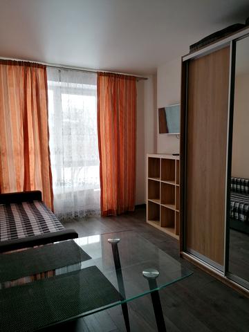 Академіка Шалімова вул., 69-Б