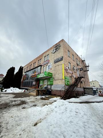 Гетьмана Мазепи вул., 1