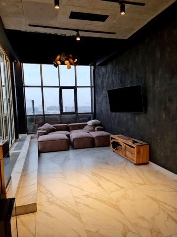 Науки просп. (Леніна), 9д