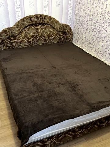 Богдана Хмельницького вул., 12