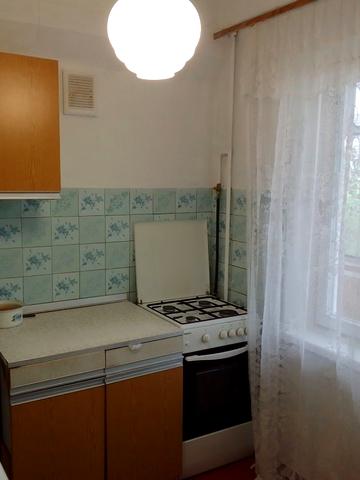 Лісовий просп., 12