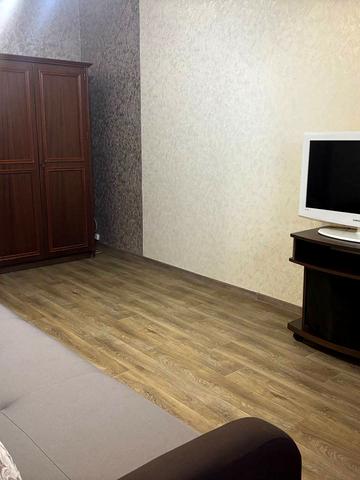 Гвардійців-Широнінців вул., 40