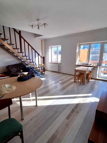 Тернопільська вул., 2