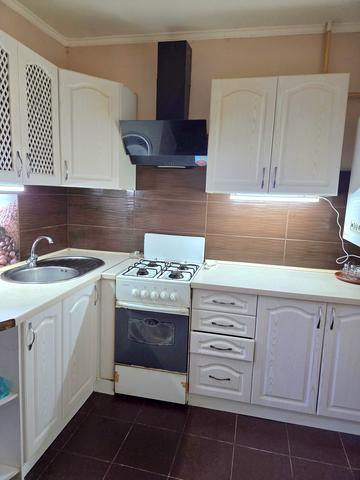 Михайла Грушевського вул., 66