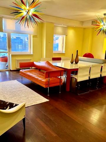 Тараса Шевченка бульв., 11