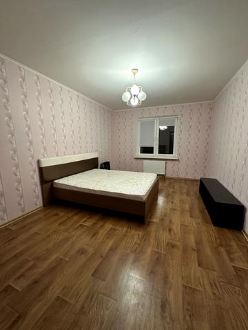 Здолбунівська вул., 13