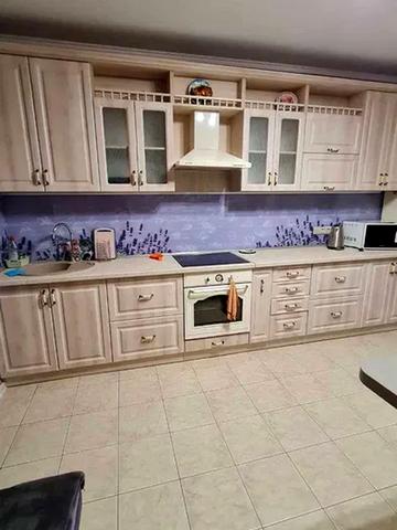 Василя Порика просп., 7-Б