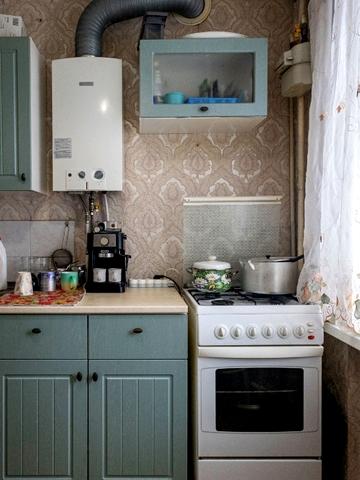 Світла вул., 6