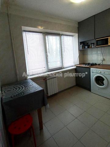 Воскресенський просп. (Перова), 9-Б