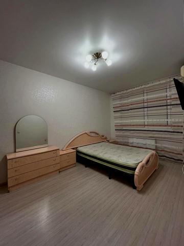 Михайла Грушевського вул., 30в