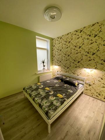 Ольгерда Бочковського вул., (Будинок 1)