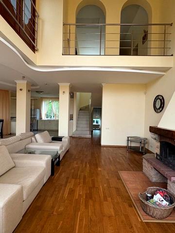 Валерія Марченка вул.