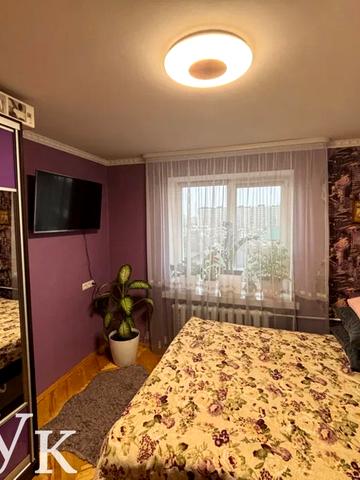 Гетьмана Мазепи вул., 2