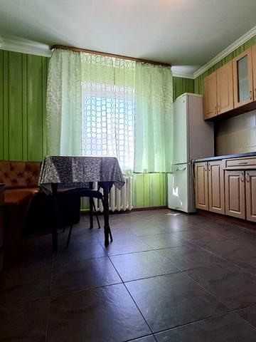 Олени Пчілки вул., 4