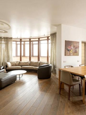 Жилянська вул., 59