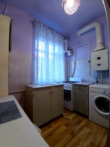 Митрофана Довнар-Запольського вул., 11