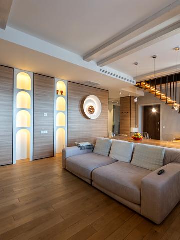 Ярославів Вал вул., 16