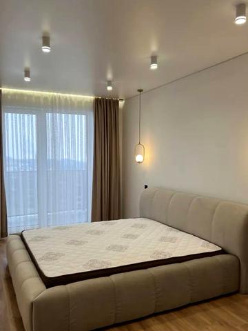 Пасічна вул., 84а