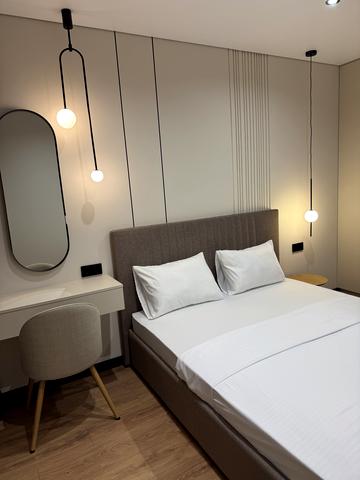 Університетська вул., 3/4