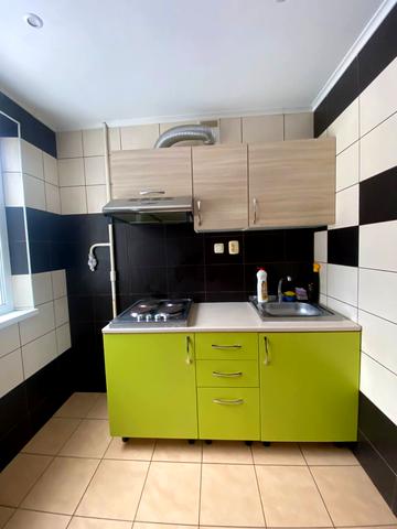 Селецька вул., 17