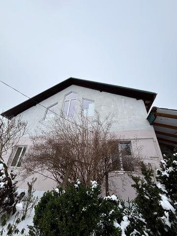 Варшавська вул., 22