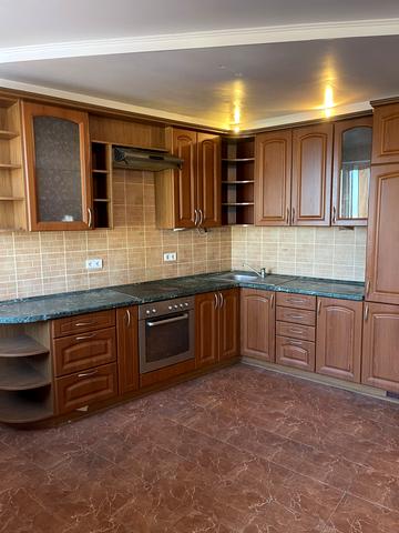 Автозаводська вул., 99/4