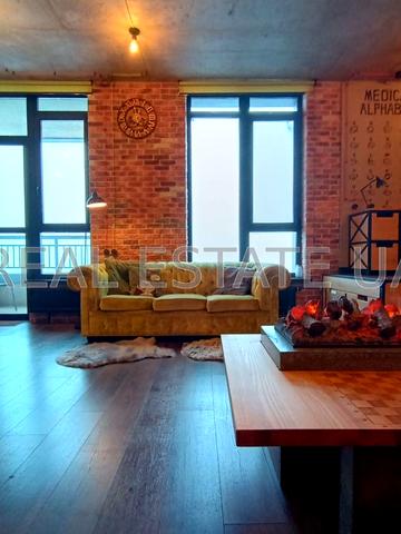 Джона Маккейна вул. (Івана Кудрі), 26