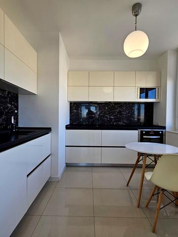 Валерія Лобановського просп., 150-Д