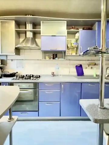 Сонячна Набережна вул. (Маршала Малиновського), 48