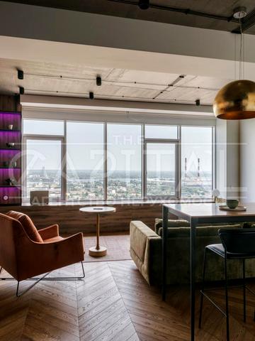 Буслівська вул., 12