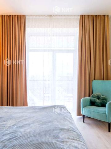 Академіка Павлова вул., 20