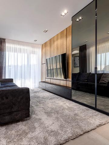 Шота Руставелі вул., 7-Я