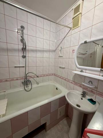 Лесі Українки вул., 10