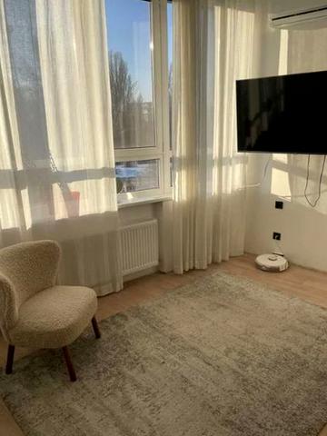 Незалежності вул., 11/7