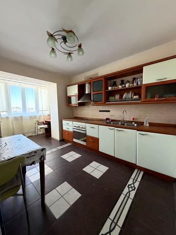 Андрія Верхогляда вул. (Михайла Драгомирова), 2