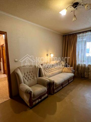 Перемоги просп., 70