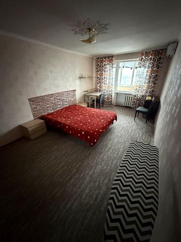 Кудрявська вул., 31-33