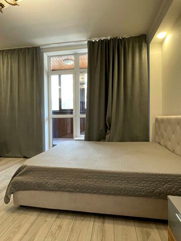 Андрія Верхогляда вул. (Михайла Драгомирова), 5