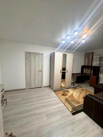 Корінна вул., 18