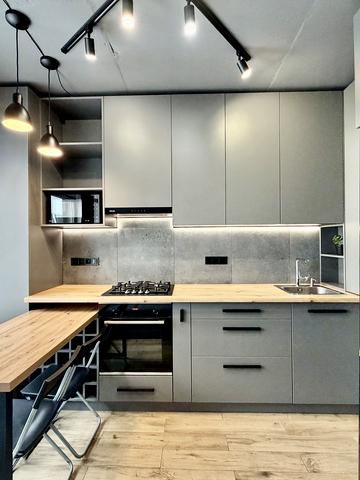 Одеська вул., 23-Б