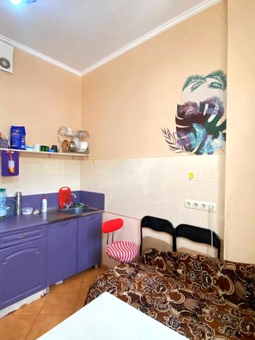 Перлинна вул., 3