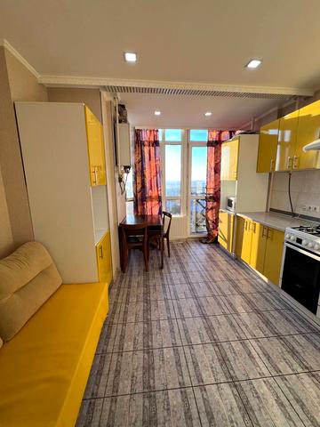 Українська вул., 83б, корп.6-9