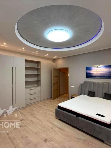 Євгена Коновальця вул. (Щорса), 32-В