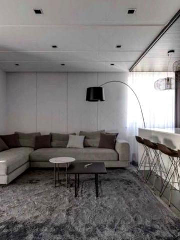 Джерельна вул., 11