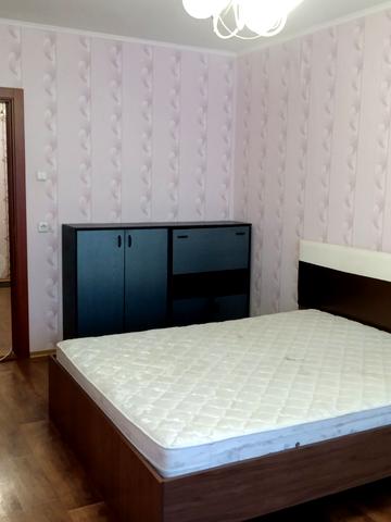 Здолбунівська вул., 13