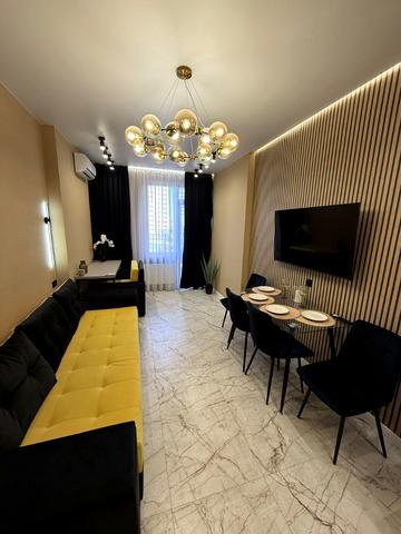 Генуезька вул., (Будинок 2)