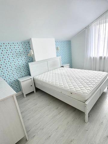 Святищенська вул.