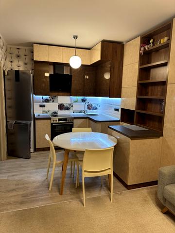 Родини Крістерів вул., 20-Б